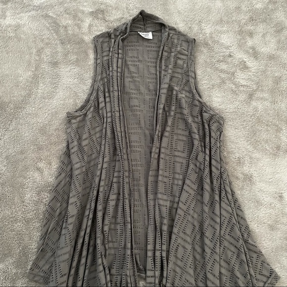 Mad Style Sleeveless Asymmetrical Open Front Cardi - Picture 2 of 10